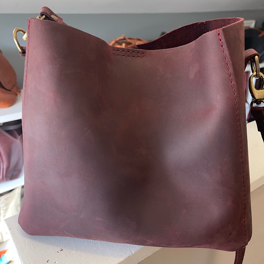 🦋Portland Leather Goods Premium Butterfly Bucket Bag in Merlot